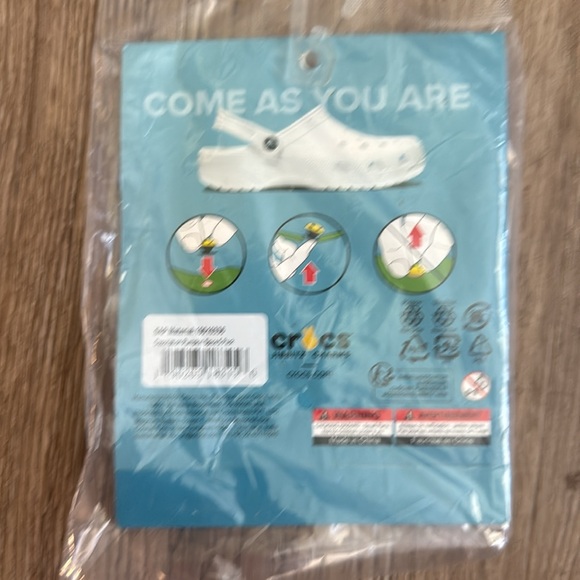 ❣️3 for $15❣️CROCS Jibbitz charm Fall set|apple/truck/pumpkin spice/donut - Picture 4 of 5